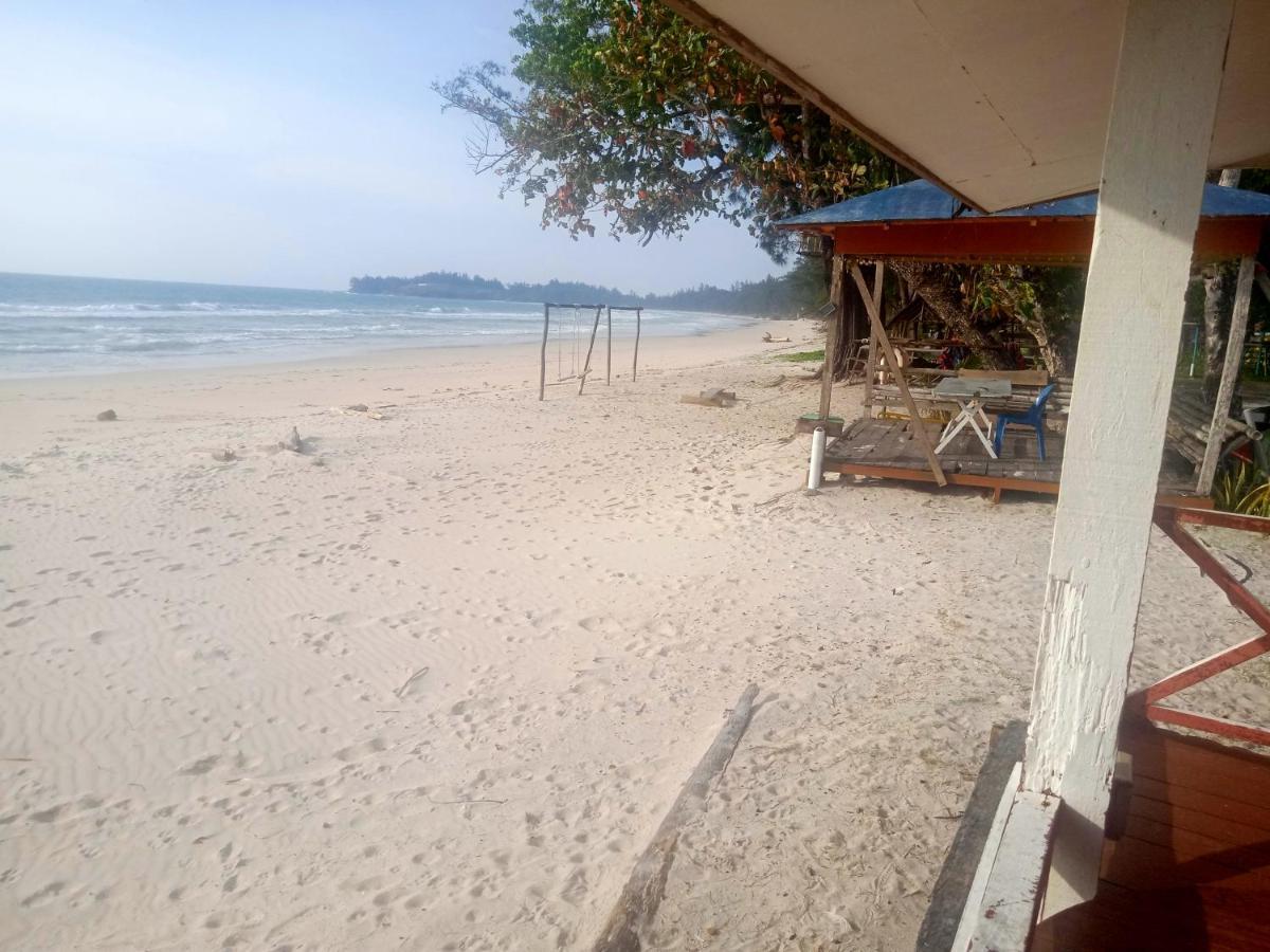 Tumombuvoi Homestay Tiga Papan Dış mekan fotoğraf